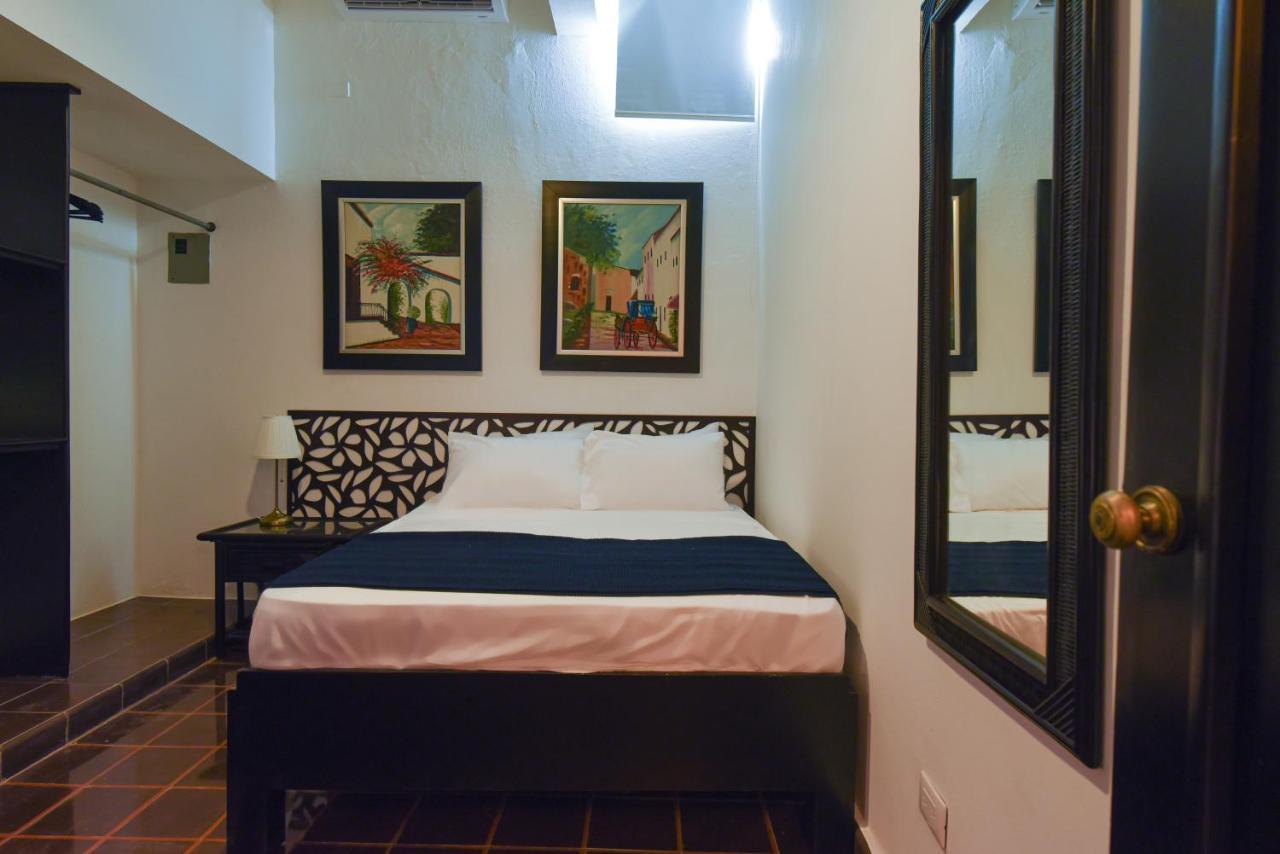 Ph 19 Guesthouse Hotel In Gazcue サントドミンゴ エクステリア 写真