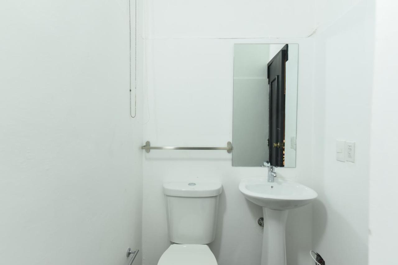 Ph 19 Guesthouse Hotel In Gazcue サントドミンゴ 部屋 写真