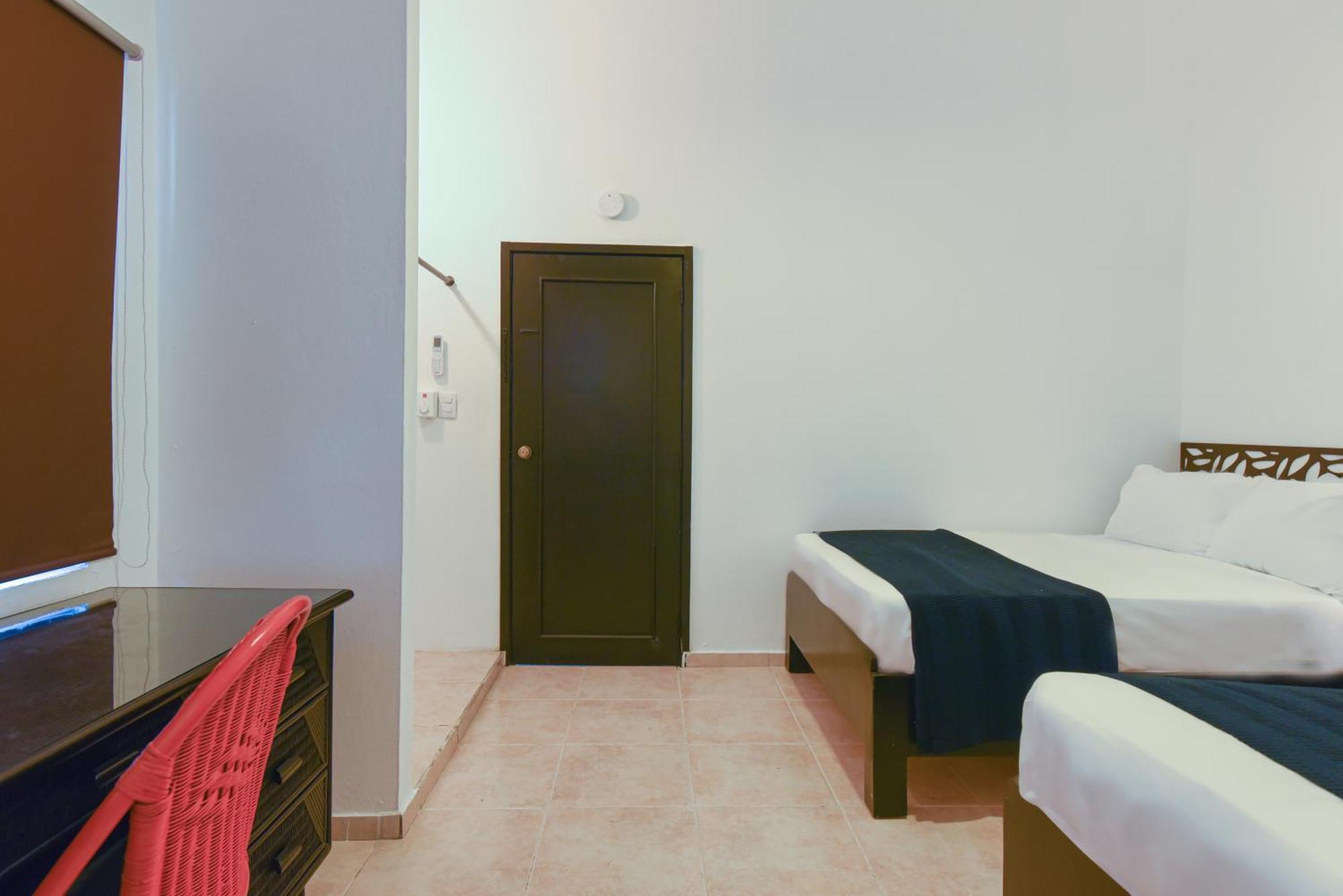 Ph 19 Guesthouse Hotel In Gazcue サントドミンゴ エクステリア 写真